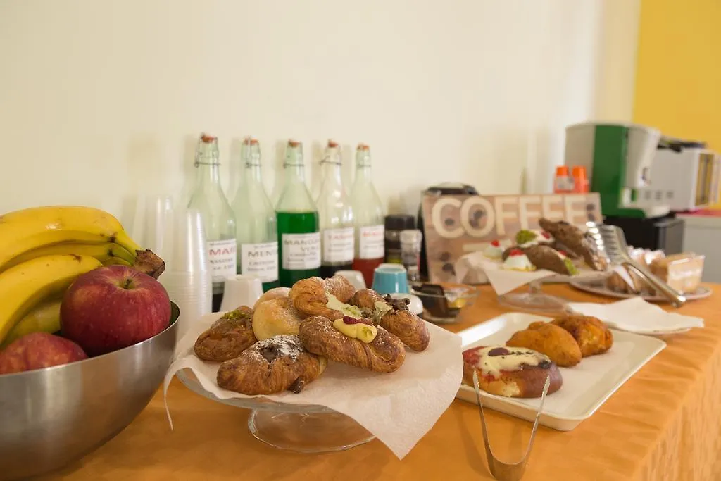 *** Bed & Breakfast Tra L'Etna E Il Mare B&B Catania Italy