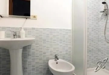 Tra L'Etna E Il Mare B&B Catania 3*,  Italy